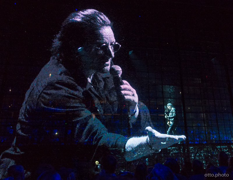 Live concert photo of Bono, The Edge