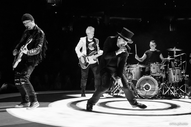 Live concert photo of The Edge, Adam Clayton, Bono, Larry Mullen Jr